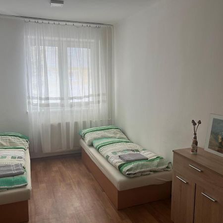 Danubius Szálló Komárno Esterno foto